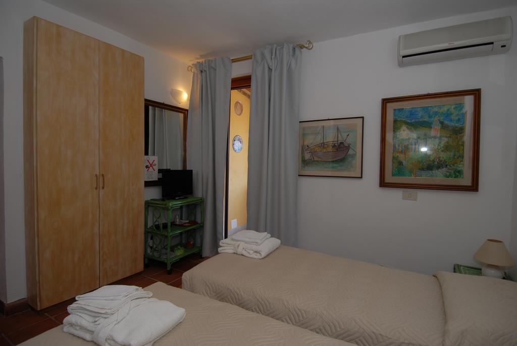 Bed and Breakfast La Chicca di Francesca Santa Teresa di Gallura Esterno foto
