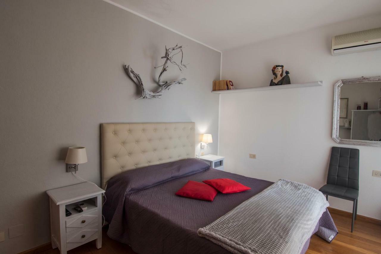 Bed and Breakfast La Chicca di Francesca Santa Teresa di Gallura Esterno foto