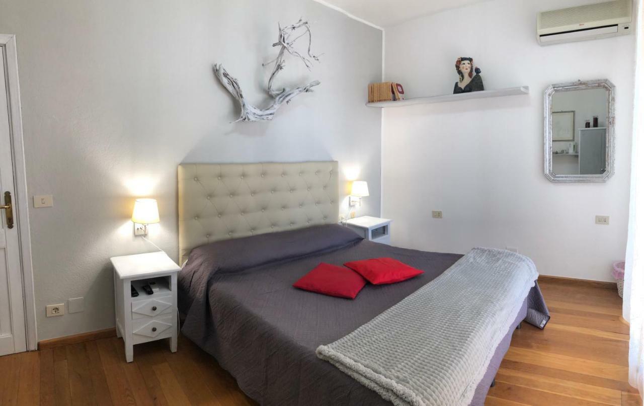 Bed and Breakfast La Chicca di Francesca Santa Teresa di Gallura Esterno foto