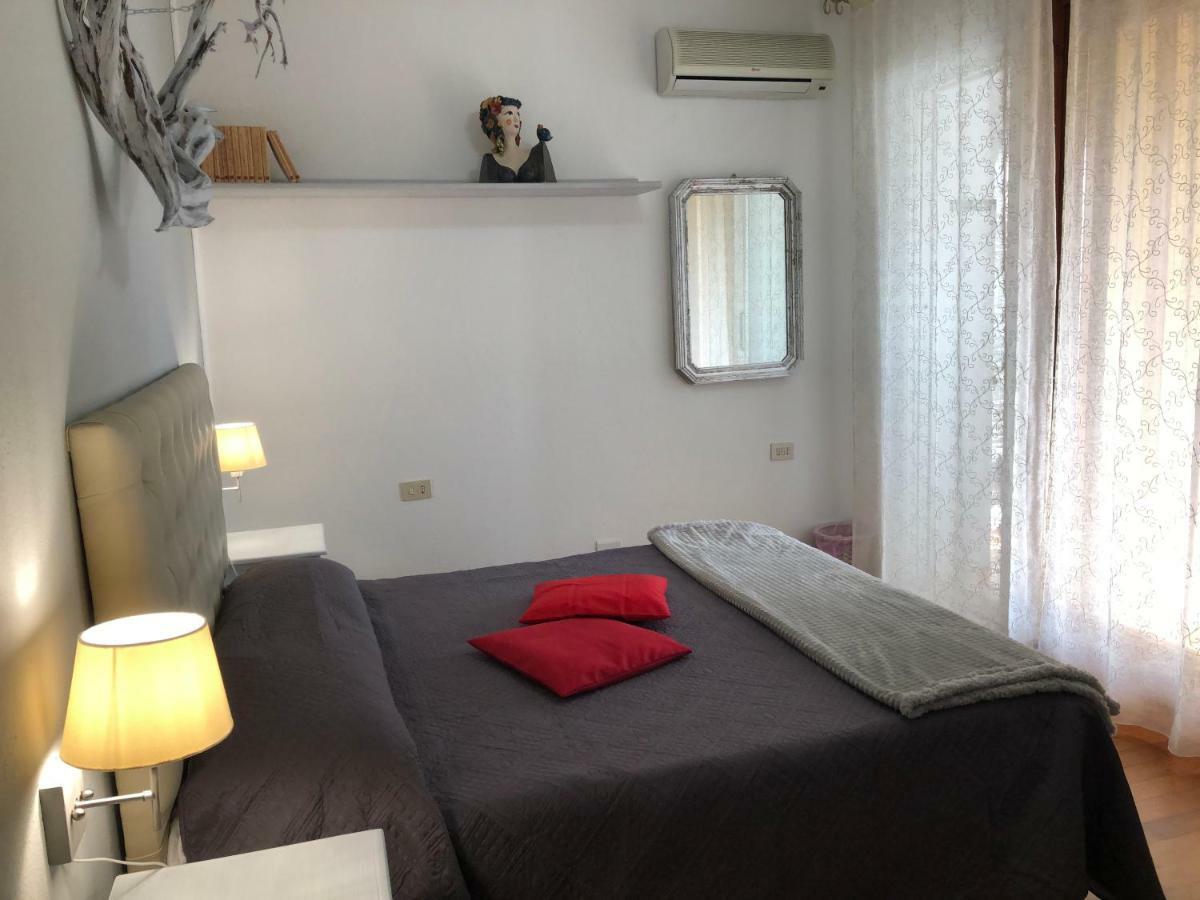Bed and Breakfast La Chicca di Francesca Santa Teresa di Gallura Esterno foto